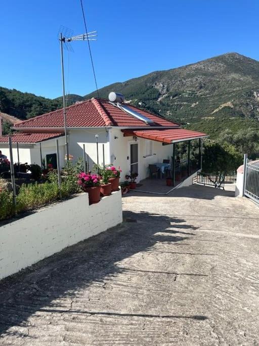 Ferienwohnung Alex House Parga Exterior foto
